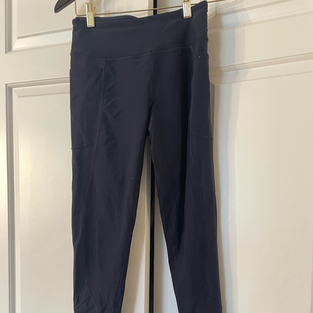 Victoria's Secret Sport Knockout navy blue leggings size small